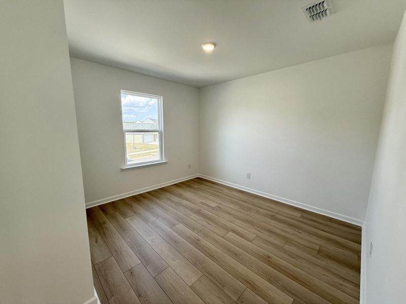 Spacious, unfurnished interior of a new home in , Summerville (Image 25).