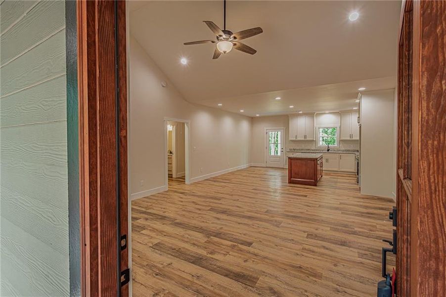 Spacious, unfurnished interior of a new home in , Dawsonville (Image 41).