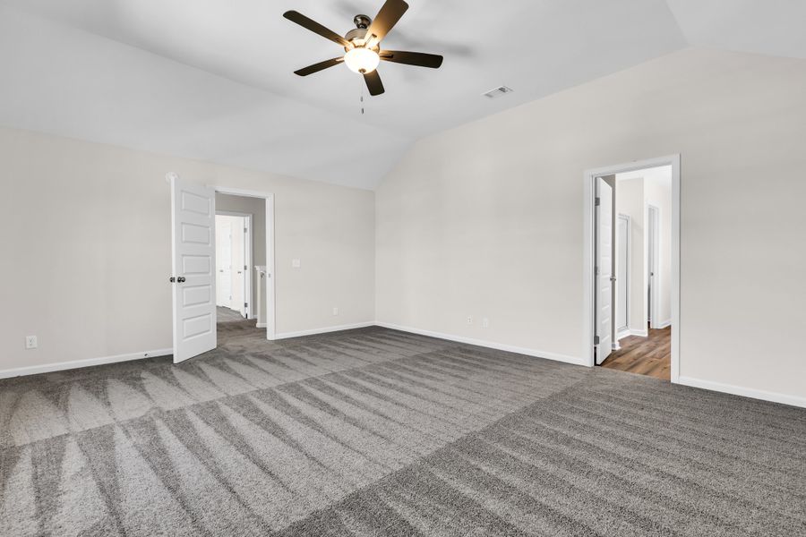 Representative unfurnished interior of a home built from the The Duncan by RTS Homes in The Village at Sassafras, Allenhurst (Image 32).