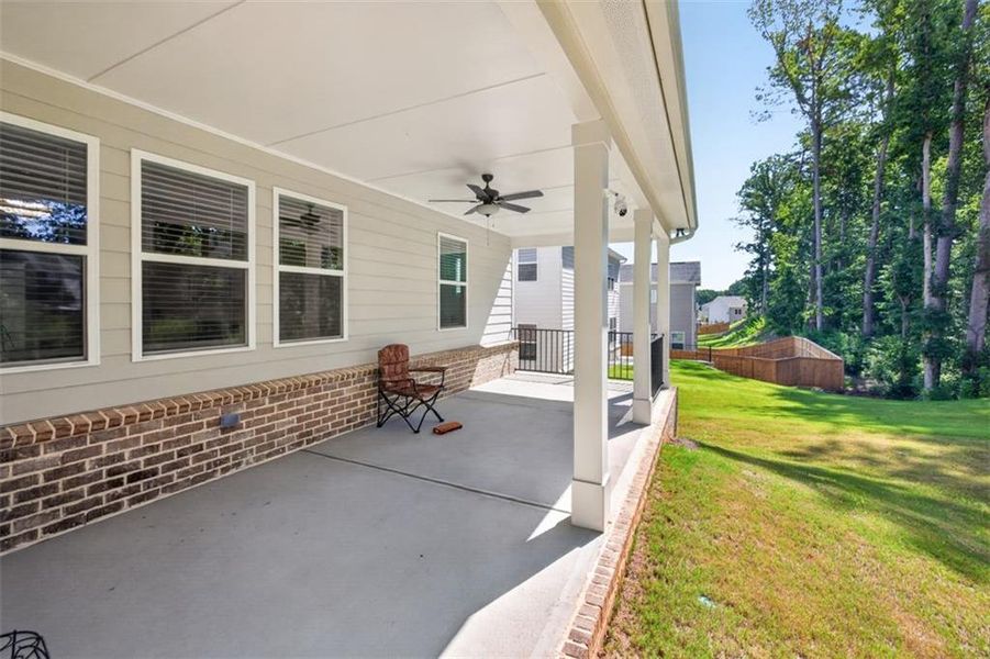 Exterior details and patio area of a home in Bailey Fence, Dacula (Image 3).