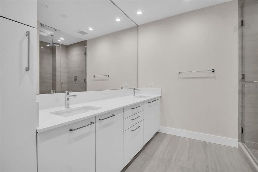 Furnished interior view inside a new home in , St. Petersburg (Image 15).