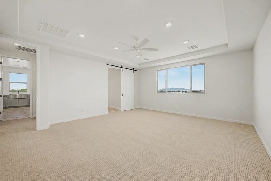 Spacious, unfurnished interior of a new home in Valencia at Granite Vista, Waddell (Image 28). Spacious, unfurnished interior of a new home in Valencia at Granite Vista, Waddell (Image 28).