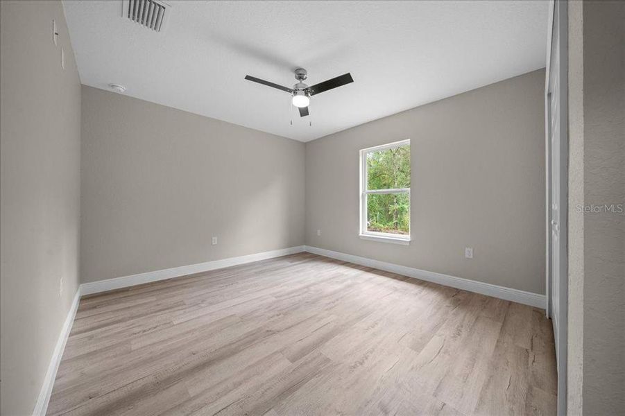 Spacious, unfurnished interior of a new home in , Belleview (Image 25). Spacious, unfurnished interior of a new home in , Belleview (Image 25).