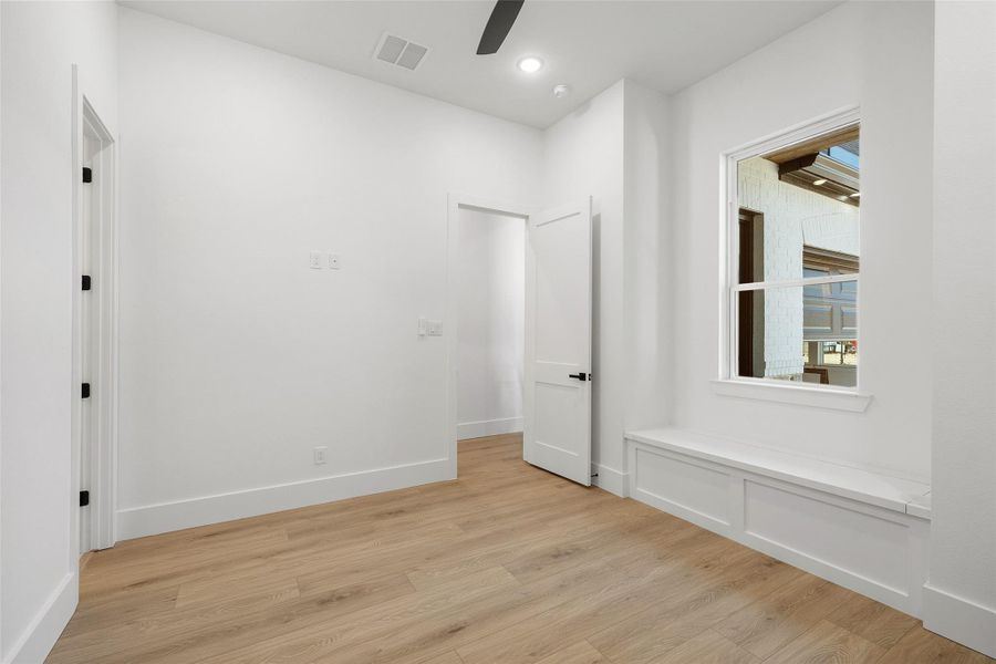 Spacious, unfurnished interior of a new home in , Montgomery (Image 19).