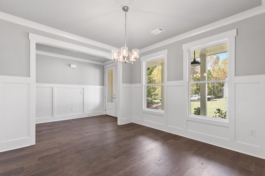 Spacious, unfurnished interior of a new home in , Dawsonville (Image 22).