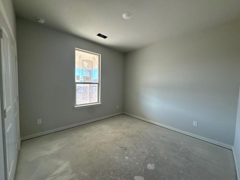 Spare room with baseboards