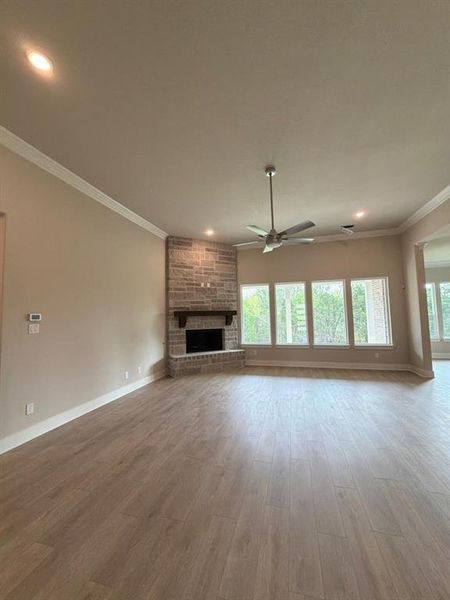 Spacious, unfurnished interior of a new home in Grayson Ridge, Van Alstyne (Image 11).