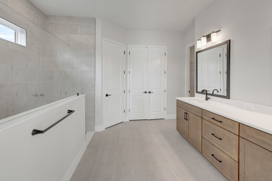 Owner's Bath Owner's Bath