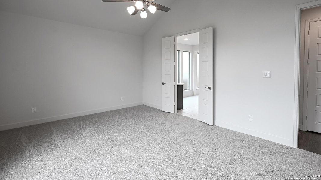 Spacious, unfurnished interior of a new home in Mayfair 60', New Braunfels (Image 16). Spacious, unfurnished interior of a new home in Mayfair 60', New Braunfels (Image 16).