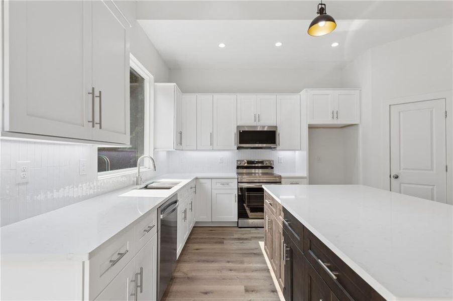 Furnished interior view inside a new home in , Atlanta (Image 9).