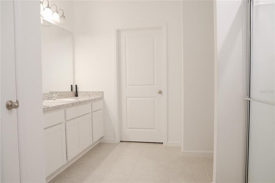 Furnished interior view inside a new home in , Lake Wales (Image 6).