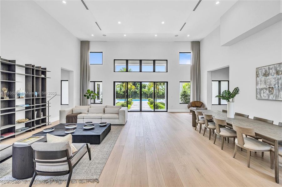 Furnished interior view inside a new home in , Pinecrest (Image 16).