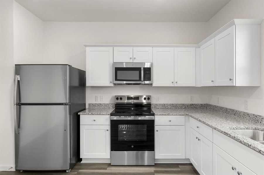 11. 14131 Donahue - Kitchen (3)
