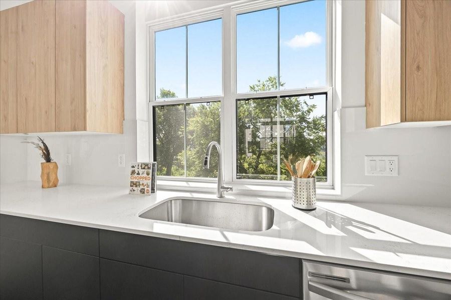 Furnished interior view inside a new home in Middle Street Lofts on the Bayou, Houston (Image 30). Furnished interior view inside a new home in Middle Street Lofts on the Bayou, Houston (Image 30).