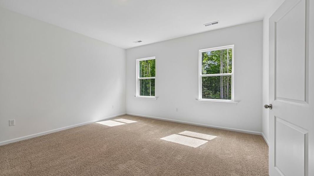 Representative unfurnished interior of a home built from the Aberdeen by D.R. Horton in The Villas at Laurel Oaks, Sanford (Image 15). Representative unfurnished interior of a home built from the Aberdeen by D.R. Horton in The Villas at Laurel Oaks, Sanford (Image 15).