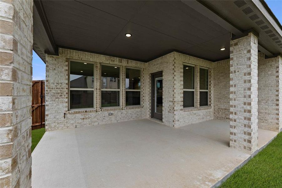 1125 Foxtail-Patio-1 1125 Foxtail-Patio-1