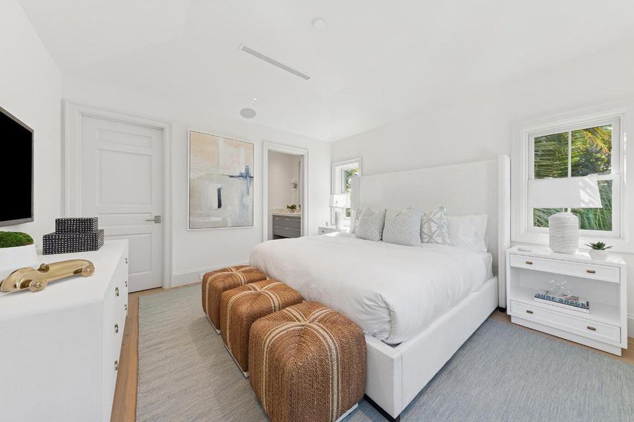 Upstairs Guest Room Upstairs Guest Room