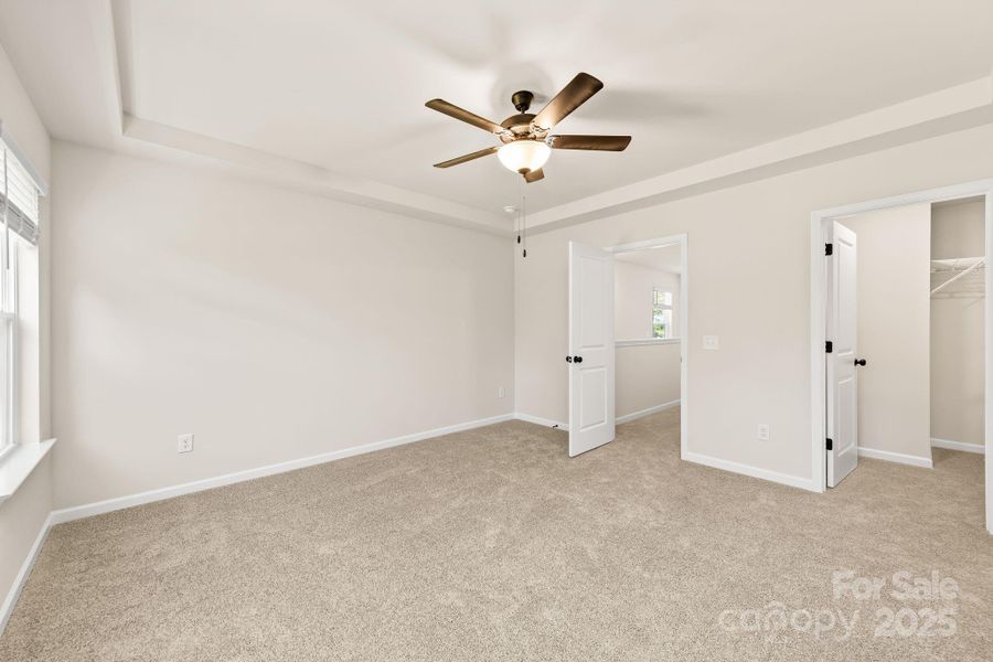 Spacious, unfurnished interior of a new home in , Charlotte (Image 21).