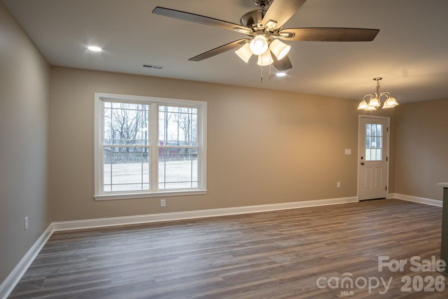 Spacious, unfurnished interior of a new home in , Lincolnton (Image 14).