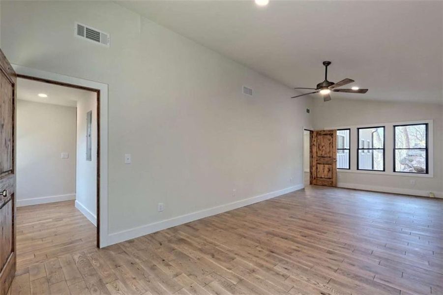 Spacious, unfurnished interior of a new home in , Clayton (Image 59).