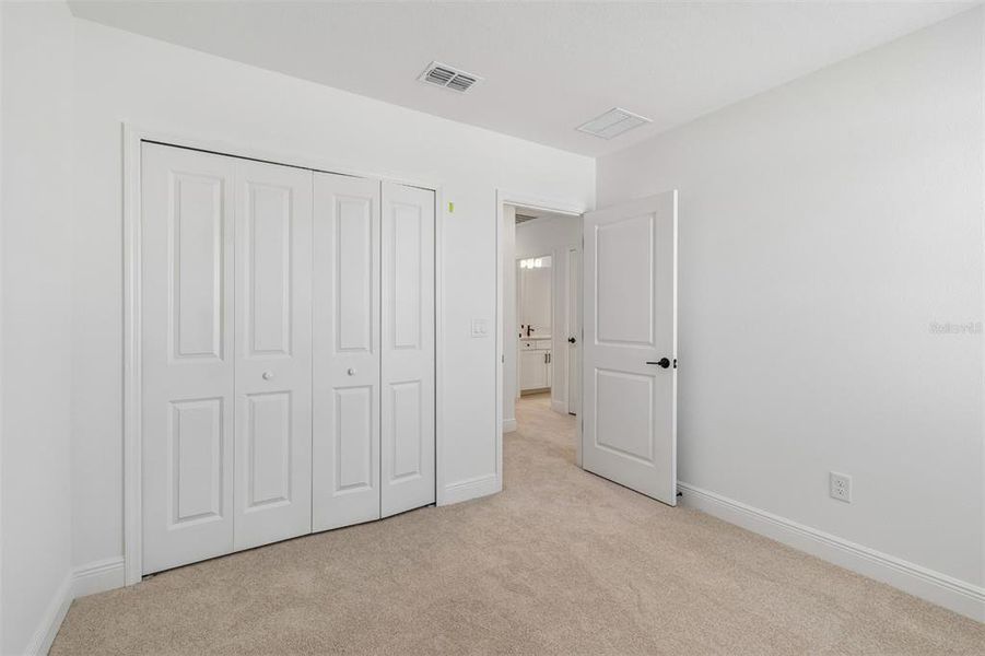 Spacious, unfurnished interior of a new home in SeaFlower, Bradenton (Image 17).