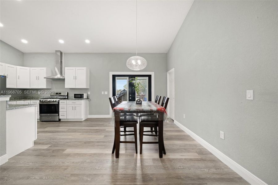 Furnished interior view inside a new home in , Avon Park (Image 40).