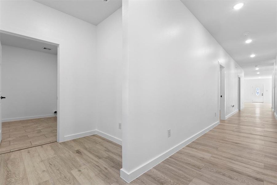 Spacious, unfurnished interior of a new home in , Dallas (Image 23). Spacious, unfurnished interior of a new home in , Dallas (Image 23).