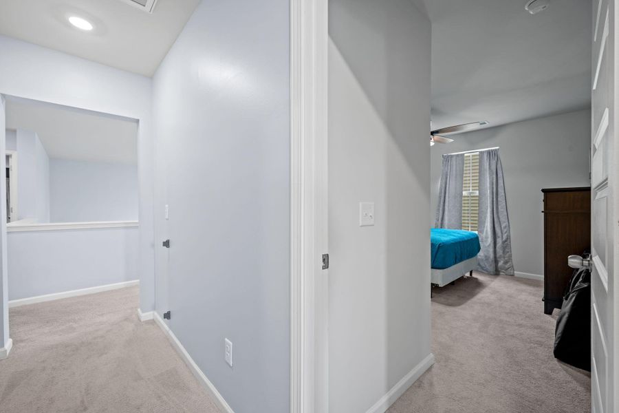 Spacious, unfurnished interior of a new home in Sweetgrass at Summers Corner, Summerville (Image 24). Spacious, unfurnished interior of a new home in Sweetgrass at Summers Corner, Summerville (Image 24).