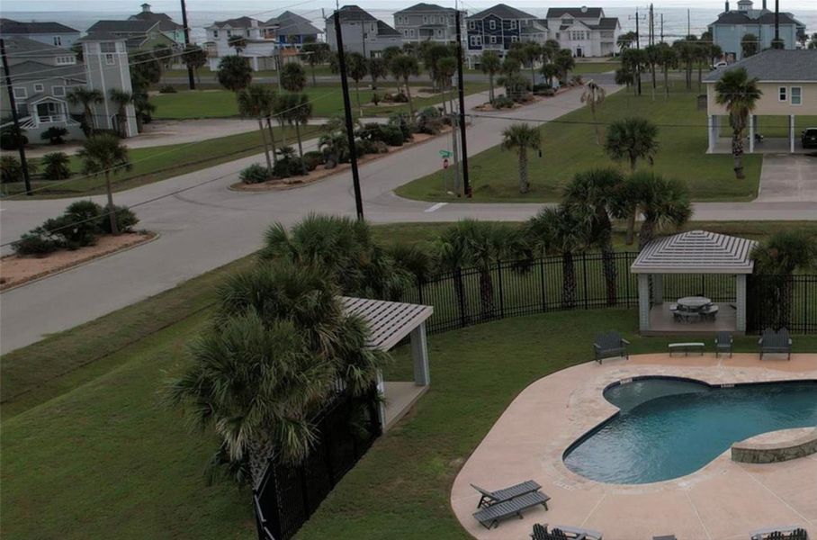Community amenities in , Galveston (Image 23).