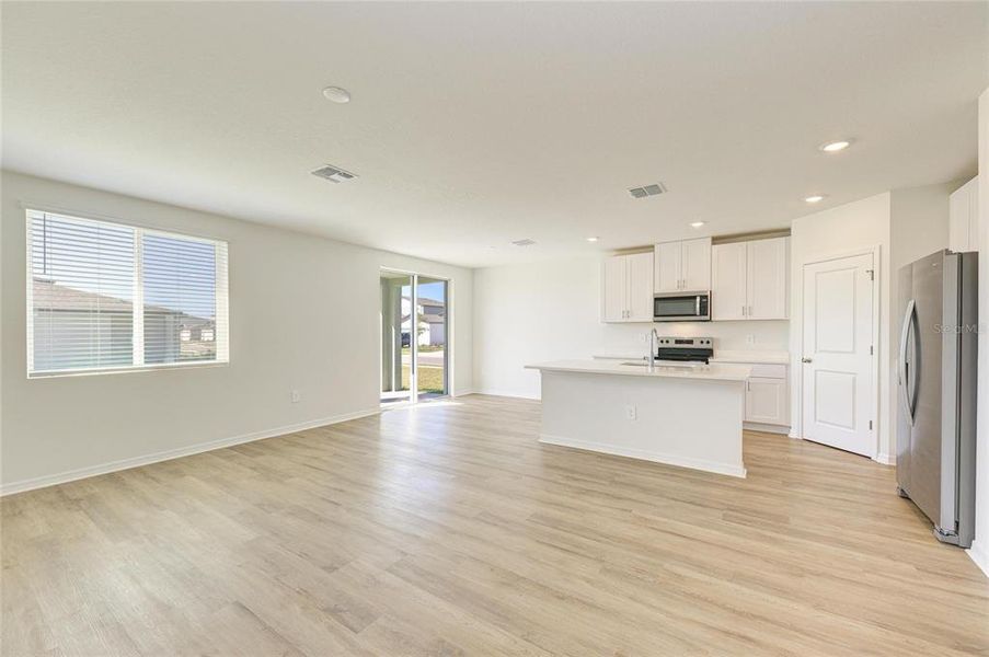 Spacious, unfurnished interior of a new home in Magnolia Bay - Classic Series, Nokomis (Image 24).