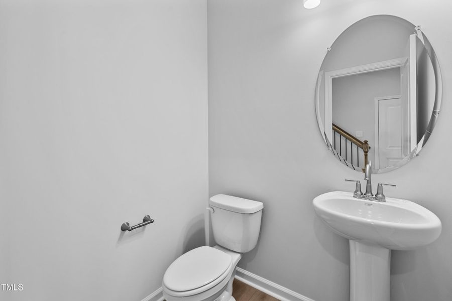 22-Ashley 2102 Channel-22