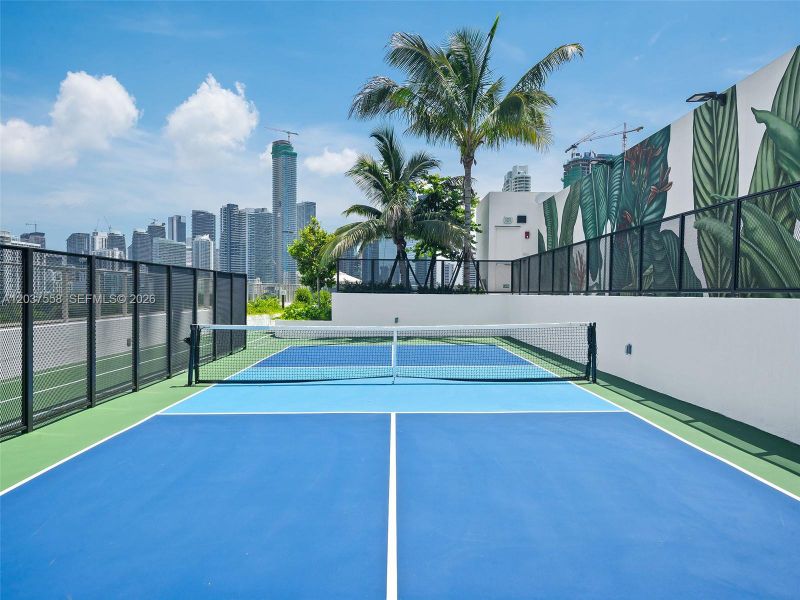 Community amenities in 2200 Brickell, Miami (Image 67). Community amenities in 2200 Brickell, Miami (Image 67).