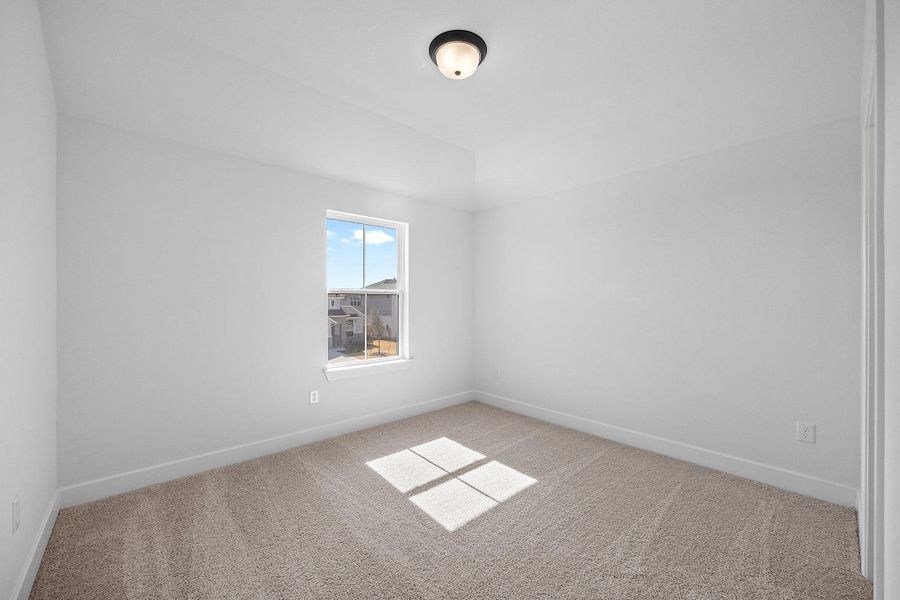 Spacious, unfurnished interior of a new home in Nolina, Georgetown (Image 36).