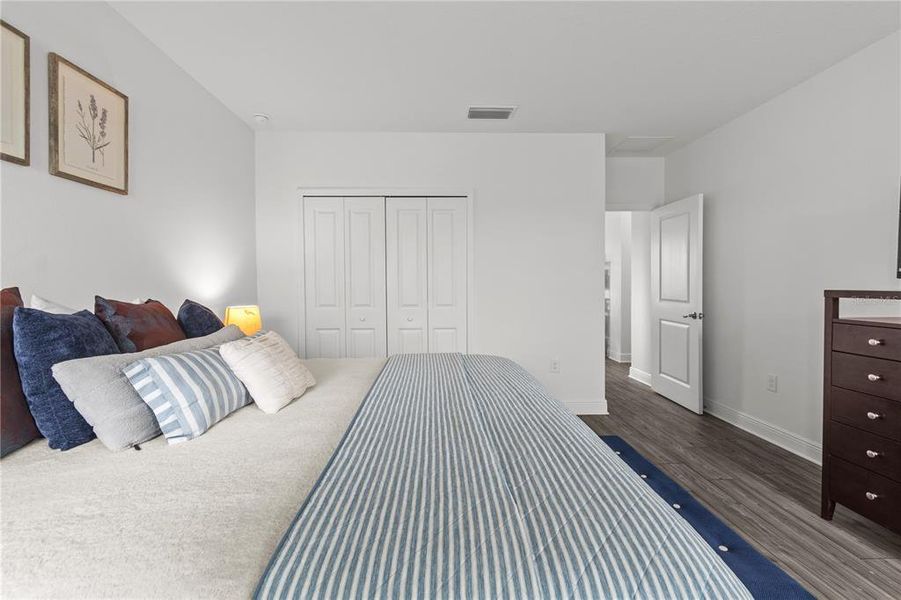 Furnished interior view inside a new home in , Sarasota (Image 60).