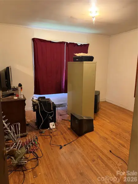 Image 18 of a home in . Image 18 of a home in .