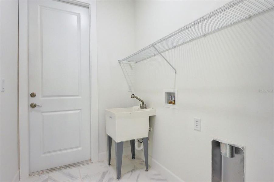 Furnished interior view inside a new home in , Apopka (Image 4).