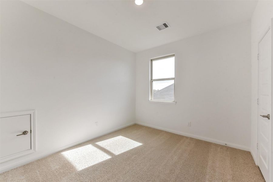Spacious, unfurnished interior of a new home in Colony at Pinehurst, Pinehurst (Image 30). Spacious, unfurnished interior of a new home in Colony at Pinehurst, Pinehurst (Image 30).