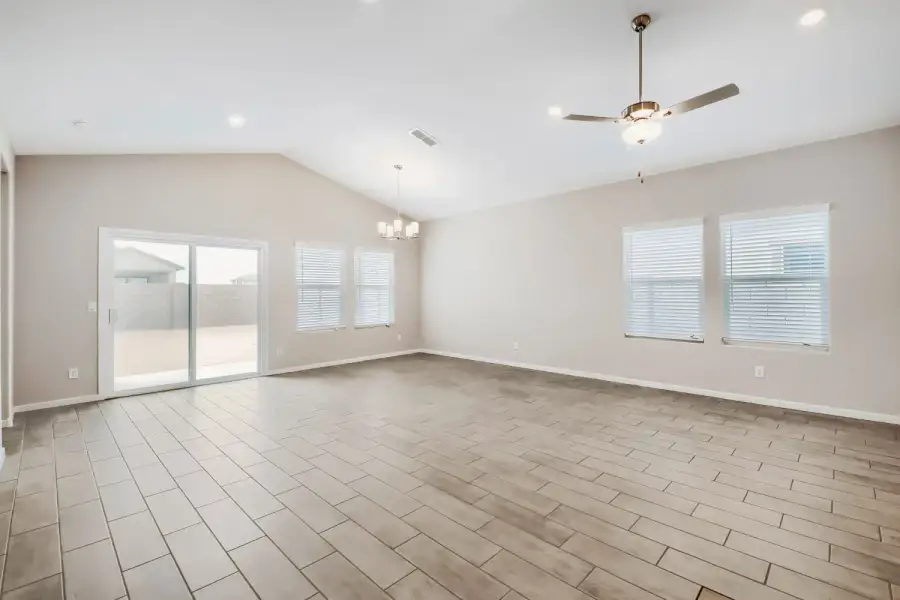 36973 W NINA ST, Maricopa, AZ.  - Slide 6
