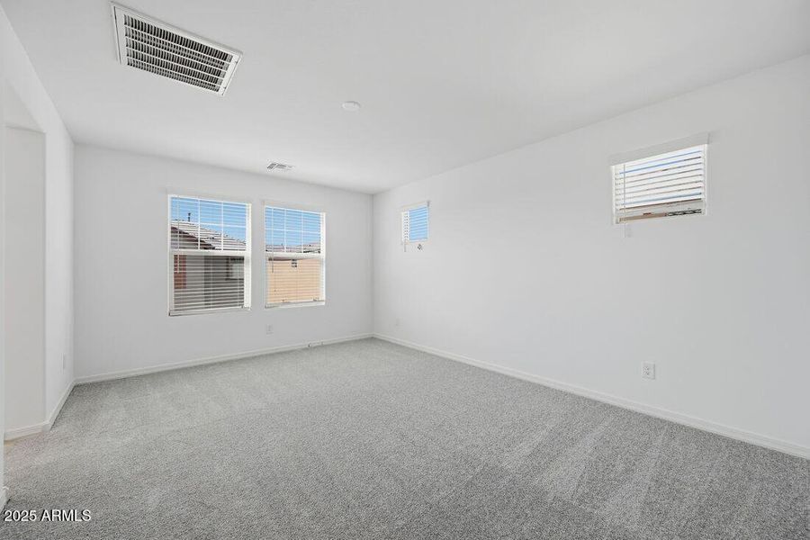 10002 W PICCADILLY Road - Ready Now!