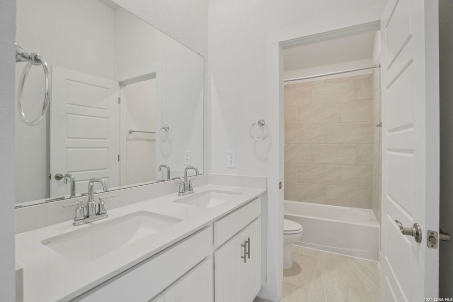 Furnished interior view inside a new home in Carmel Ranch, Schertz (Image 9). Furnished interior view inside a new home in Carmel Ranch, Schertz (Image 9).