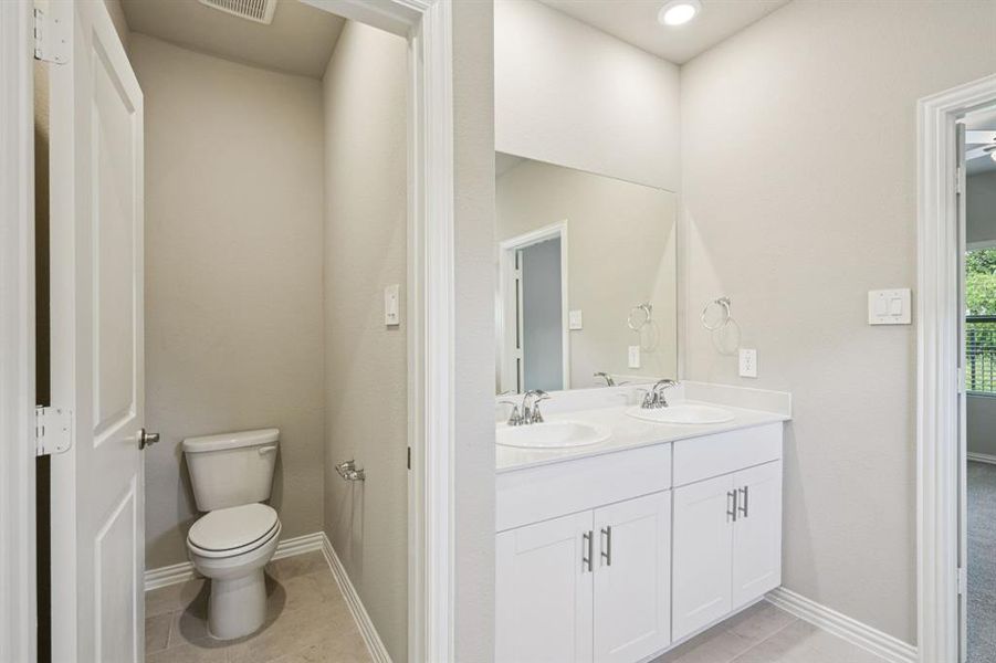 Photo is not of the actual home, but is an inspirational photo of builder’s model home and may depict options, furnishings, and/or decorator features that are not included.