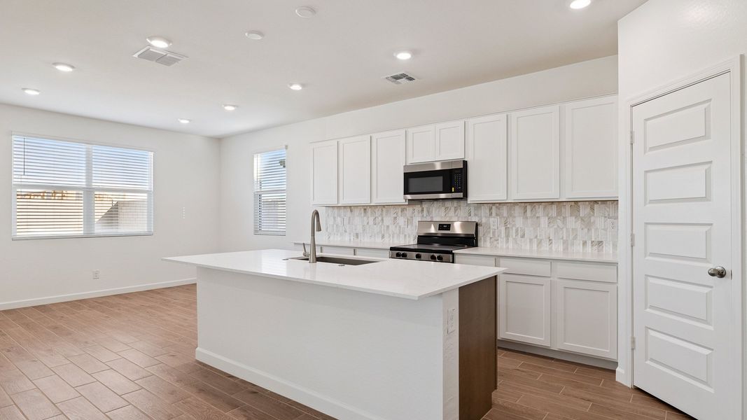 Furnished interior view inside a new home in Apache Farms, Buckeye (Image 8).
