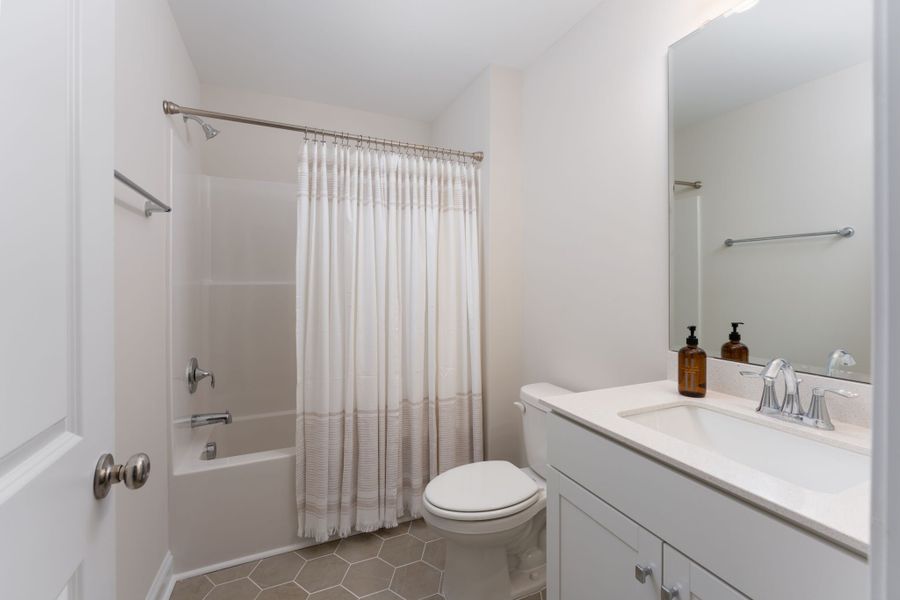 Furnished interior view inside a new home in Sawyer’s Run, Hampstead (Image 18).