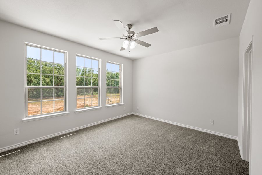 Spacious, unfurnished interior of a new home in Eagle Cove, Denton (Image 16). Spacious, unfurnished interior of a new home in Eagle Cove, Denton (Image 16).