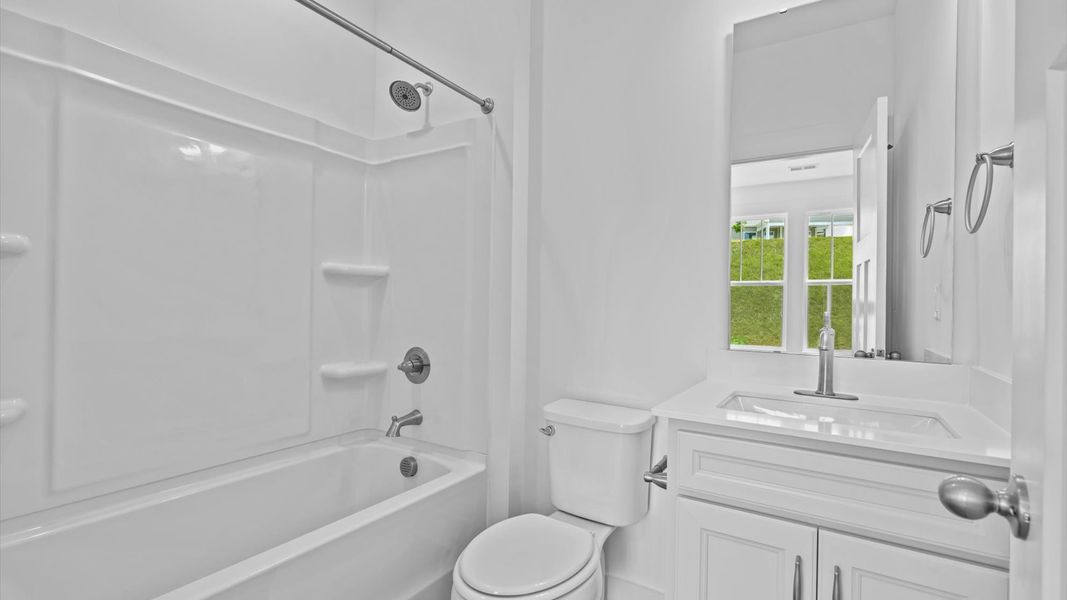 Furnished interior view inside a new home in Wells Crossing, Seneca (Image 15).