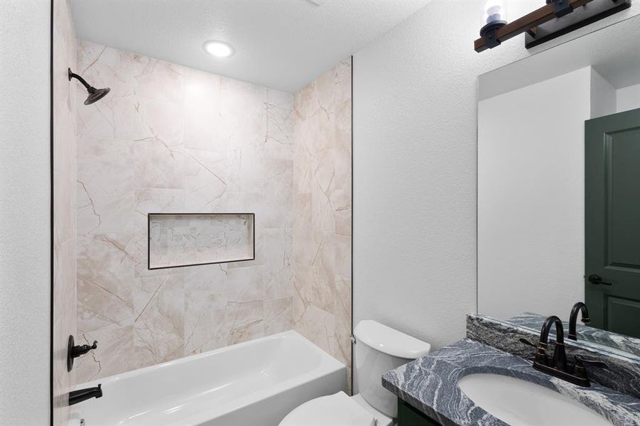 Furnished interior view inside a new home in , Nocona (Image 9).