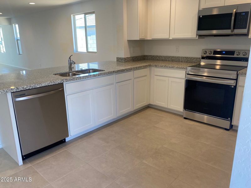 P35 Lot 23 Kitchen2 P35 Lot 23 Kitchen2