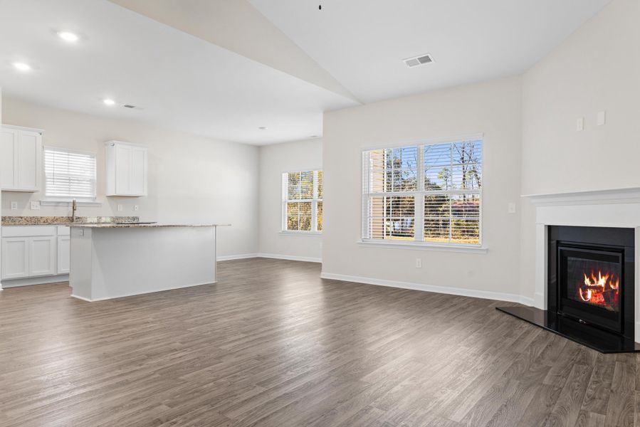 Spacious, unfurnished interior of a new home in , Orangeburg (Image 12).