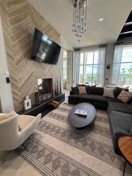 Image 36 of a home in .