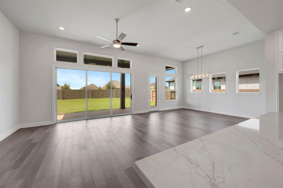 Spacious, unfurnished interior of a new home in Jordan Ranch - Premier Collection, Fulshear (Image 21).